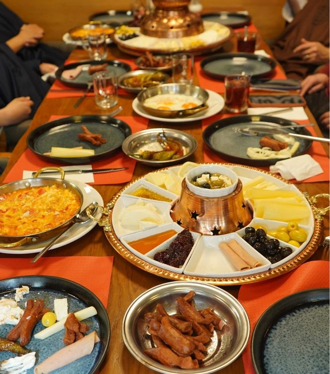 Harman Restaurant Speisenpräsentation und Ambiente